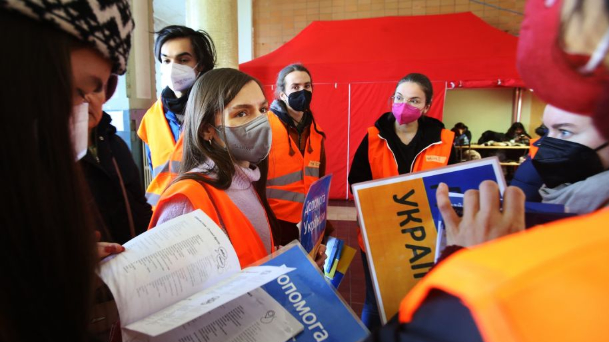 Students take initiative in helping Ukrainian refugees