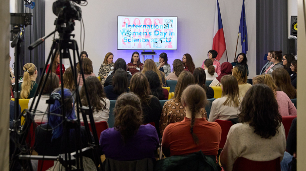 International Women at Charles University: we should connect