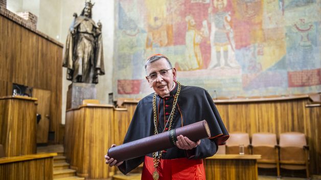 Cardinal Kurt Koch receives honorary doctorate from CU