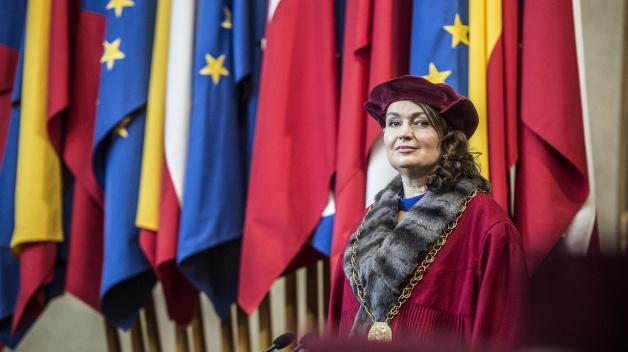 Rektorka UK Milena Králíčková opět zvolena předsedkyní ČKR
