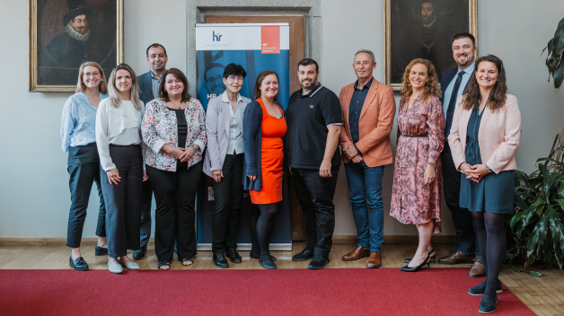 Charles University successfully defends prestigious HR Award