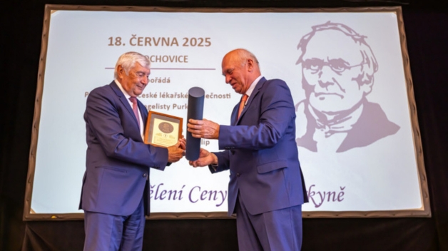 Profesor Komárek získal Cenu Jana Evangelisty Purkyně