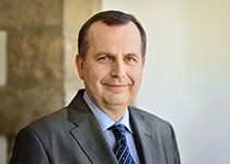 rektor Univerzity Karlovy, prof. MUDr. Tomáš Zima, DrSc., MBA
